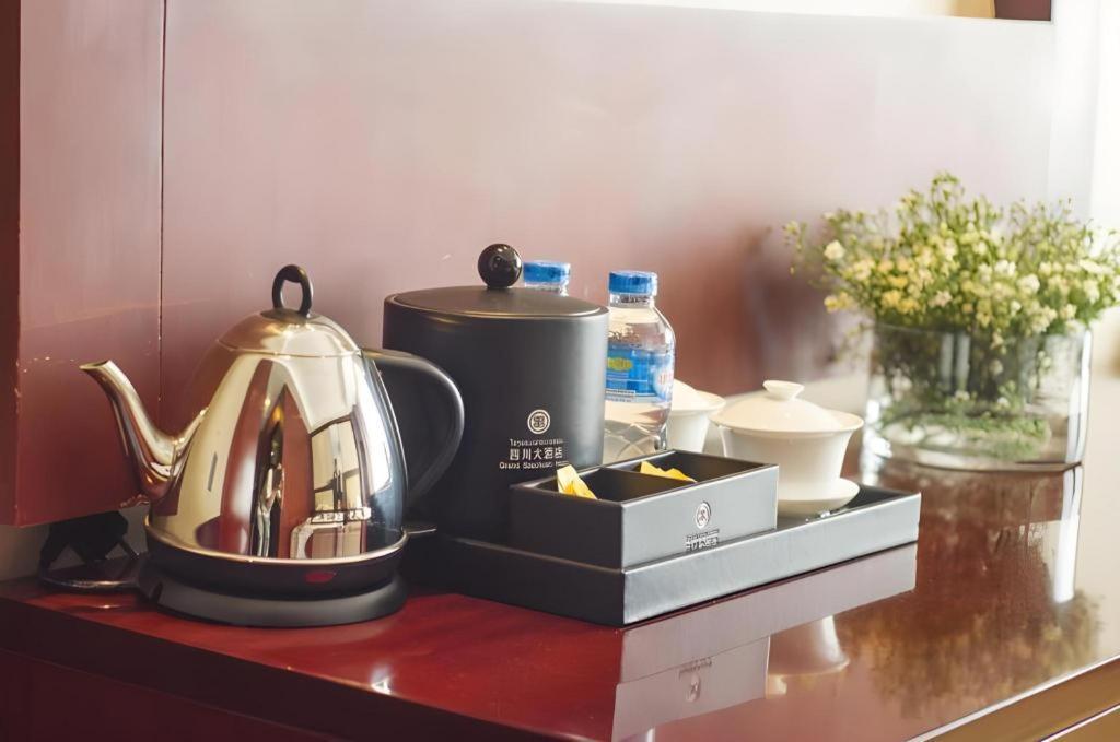 Grand Szechuan Hotel Wientian Zewnętrze zdjęcie